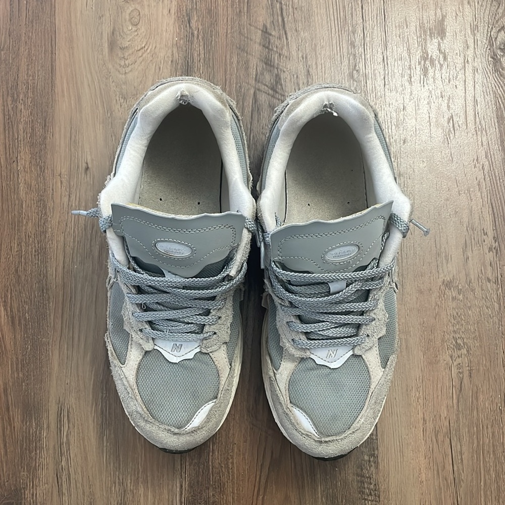 Used New balance 2002r grey slates - Picture 2 of 3